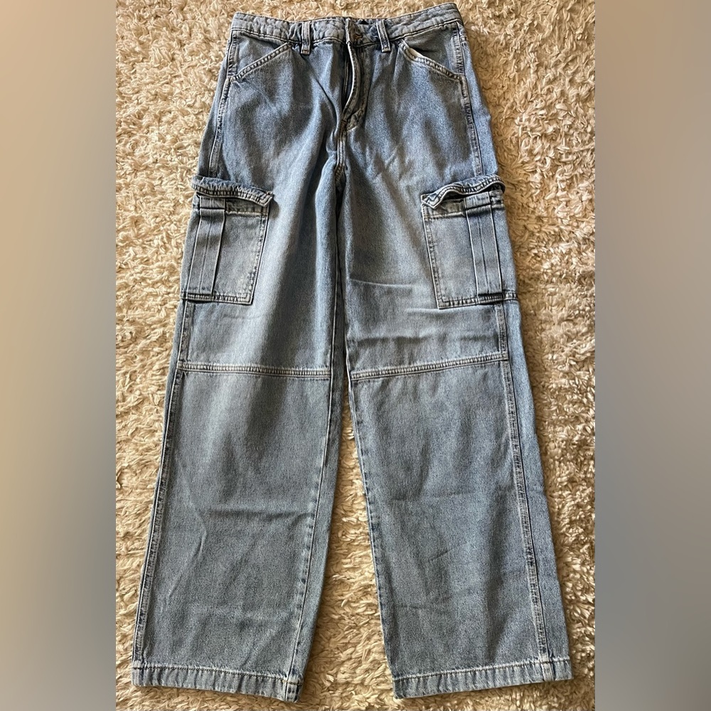 Divided Cargo Jeans